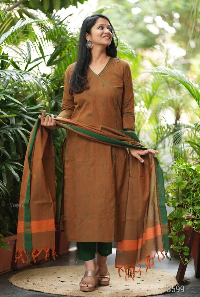 KL3599- Handloom Cotton Salwars