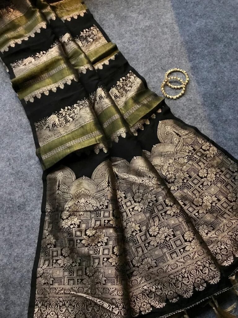 KL057- Mayura Khadi Silk Sarees